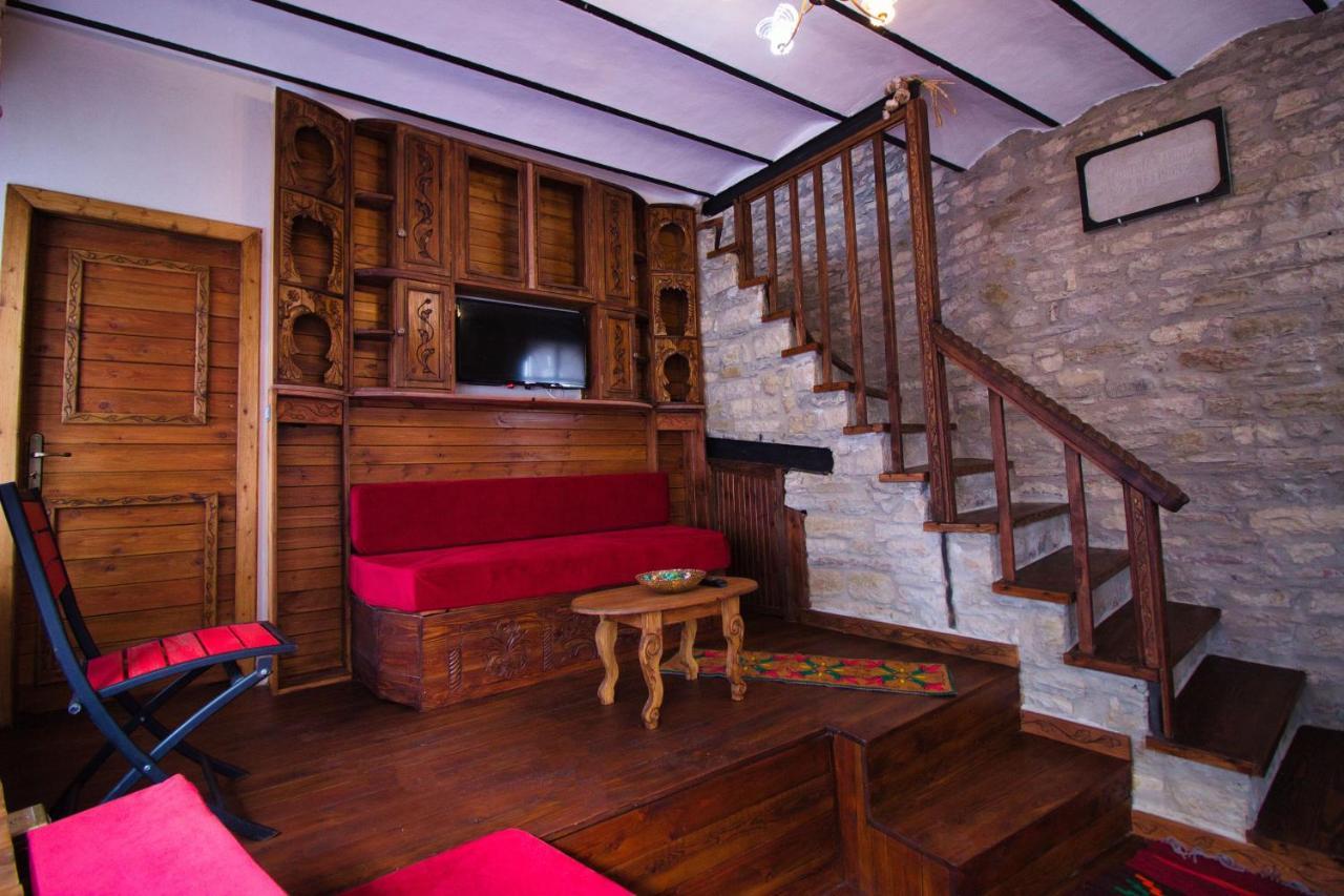 Duplex Apartment Kandile ジロカストラ エクステリア 写真